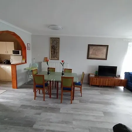 Vakantiehuis Borbarat Vendeghaz *